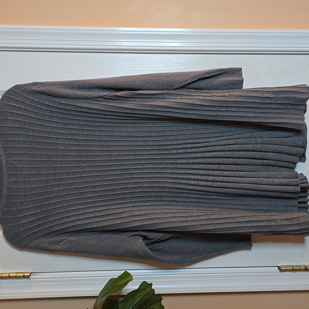 Gray Ribbed Open Cardigan - Picture 5 of 5